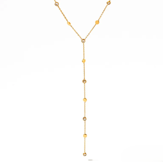 Collier long en acier inoxydable avec zircons naturels et chaîne réglable. Élégant et sophistiqué, parfait pour sublimer toutes vos tenues.