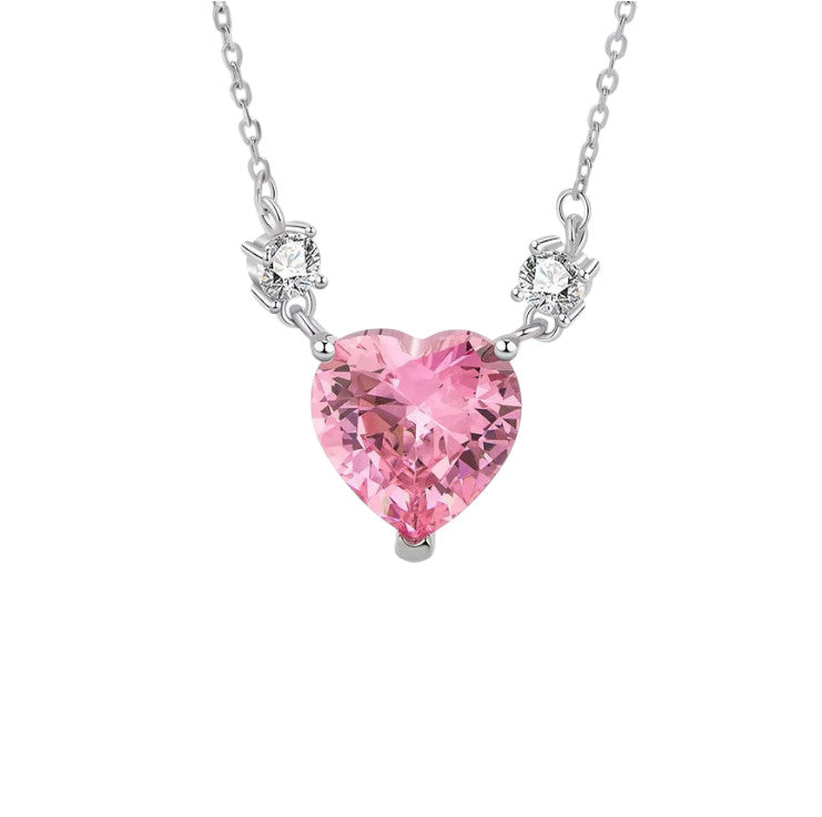 Sublimez votre style avec le collier Éloge à l’amour en acier inoxydable, orné d’un cristal cœur rose et de zircons délicats. Chaîne réglable, résistant à l’eau, idéal pour un look romantique et élégant.