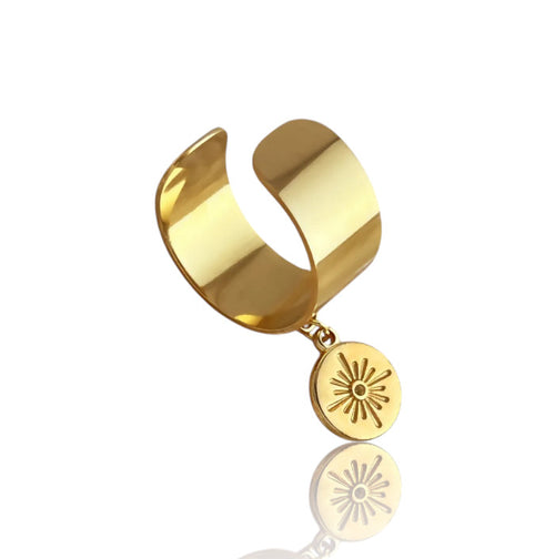 Bague Aube en acier inoxydable doré 18K, ajustable avec motifs croix, étoile et plume. Élégante, résistante et hypoallergénique, parfaite pour un style bohème chic.